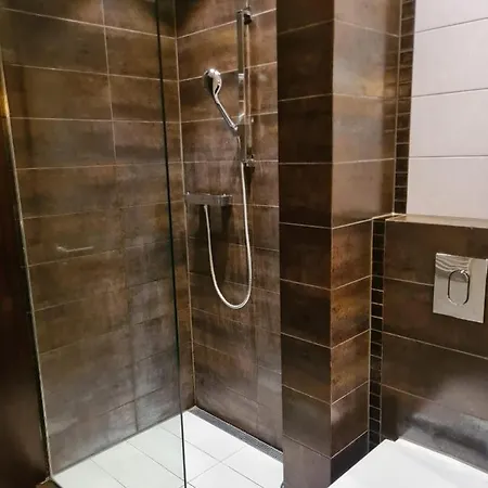 Warta Lux Apartment, Self Check-in 24h, Free Parking * Poznaň