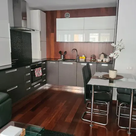 Apartmán Warta Lux Apartment, Self Check-in 24h, Free Parking