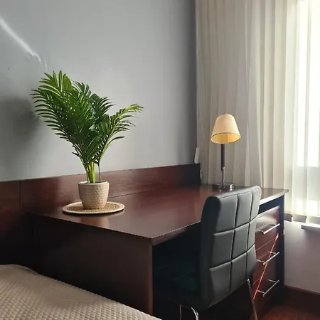 아파트 Warta Lux Apartment, Self Check-in 24h, Free Parking *